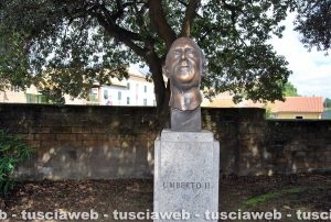 Tuscania - Il busto di re Umberto II