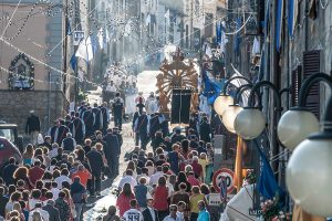 Grotte di Castro - La processione (immagini di Maurizio di Giovancarlo)