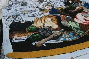 San Lorenzo Nuovo - L'uscita straordinaria del Crocifisso