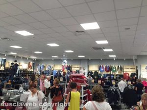 Viterbo - L'inaugurazione dell'Upim
