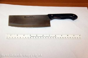 La mannaia sequestrata al 30enne arrestato