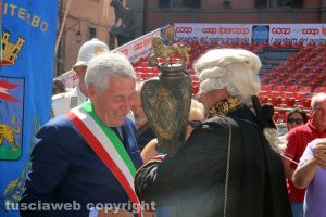 Santa Rosa - Consegnata la mazza del maggiordomo