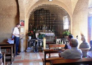 Italian wonder ways a Castel Sant'Elia