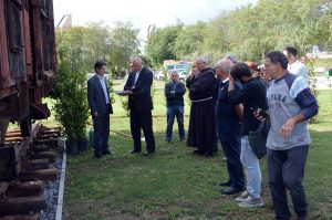 Tarquinia - L'arcivescovo Giorgio Lingua alla Cittadella di Semi di pace