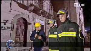 Terremoto nel centro Italia - Amatrice - A sinistra Bruno Vespa, a destra Luca Cari