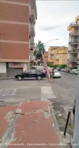 Viterbo - Col windsurf in città