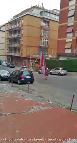Viterbo - Col windsurf in città