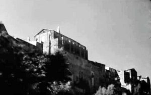 Capranica vista dalla Cassia in un film di Federico Fellino
