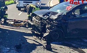Valmontone - Schianto tra auto
