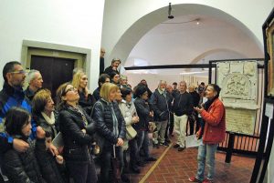 Antonello Ricci al lapidarium anniano al museo civico