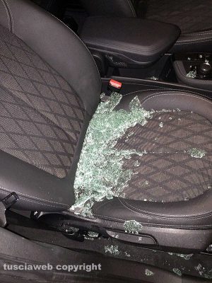 Furti nelle auto sulla Cimina