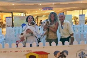Il consigliere Rina Chiatti al centro commerciale Tuscia