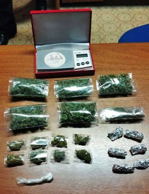 Ladispoli - Carabinieri - La droga sequestrata
