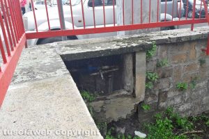 Viterbo - Scuola elementare A. Volta Pilastro - Contatore dell'acqua rotto