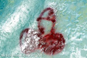 Valle Faul - "Il Risveglio" imbrattato dai vandali