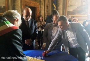 Viterbo - Primo matrimonio gay - Maurizio Rumori e Massimiliano di Giampietro hanno detto sì