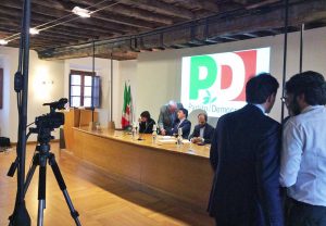 Giuseppe Fioroni e Matteo Renzi alla direzione Pd