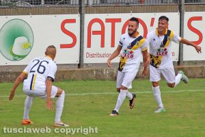 Sport - Calcio - Viterbese - L'esultanza dei gialloblù