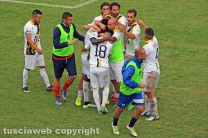 Sport - Calcio - Viterbese - L'esultanza dei gialloblù