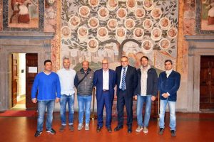 Tarquinia - Il sindaco Mauro Mazzola con una delegazione Sap
