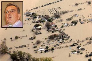 L'alluvione a Orte nel 2012 - Nel riquadro l'ex sindaco Dino Primieri