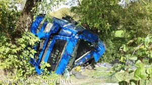Vejano - Camion fuori strada