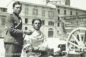 Carlo Tavani barbiere anche da militare