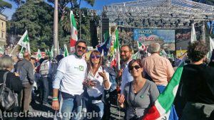 Roma - I viterbesi alla manifestazione del Pd per il sì al referendum costituzionale
