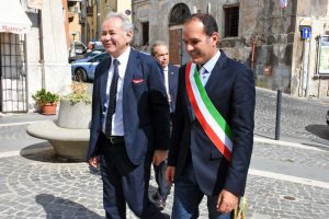 L'ambasciatore turco Aydin Adnan Sezgin e il sindaco di Montalto di Castro Sergio Caci