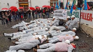 Roma - Morti bianche - La protesta di Feneal Uil, Filca Cisl, Fillea Cgil