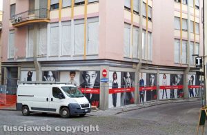 Viterbo - H&M - Le vetrine