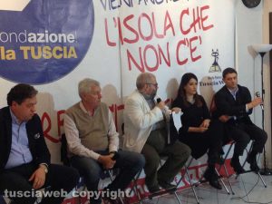Viterbo - Fondazione- L'isola che non c'è - Immigrazione