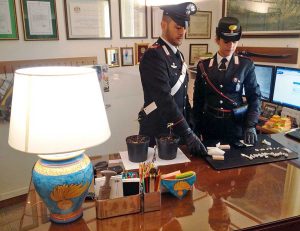 Civitavecchia - Il materiale sequestrato dai carabinieri