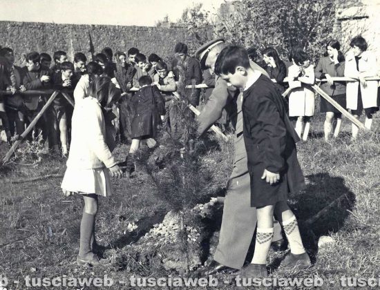 Come eravamo - La guardia forestale Piferi a Tarquinia - Festa degli alberi