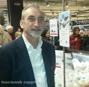 Mozzarella di bufala campana Dop Libera terra alla Coop di Roma Laurentino