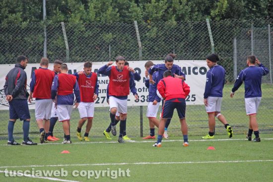 Sport - Calcio - Flaminia - Il riscaldamento dei rossoblù