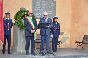 Tarquinia - Il consigliere Flumini con il sindaco Mazzola