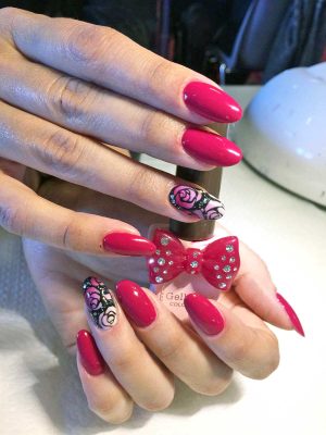 Muza Nails
