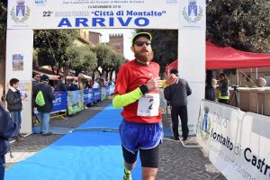 Montalto di Castro - 22esima Maratonina - Il secondo classificato Luca Tassarotti