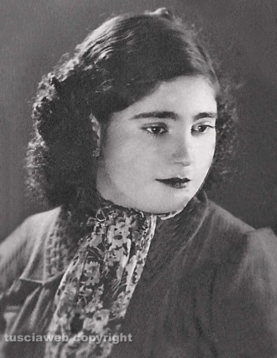 Viterbo - Come eravamo 1946 - Mafalda in posa