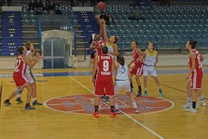 Sport - Basket donne - Defensor - Il match contro Ferrara