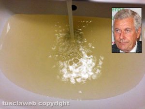Viterbo - Acqua marrone dai rubinetti - Nel riquadro il sindaco Leonardo Michelini