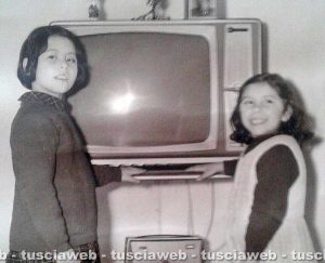 Viterbo - Come eravamo - Prima tv in bianco e nero in casa Mazzi