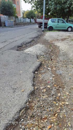 Viterbo - Strada dissestata in via G. Ricci