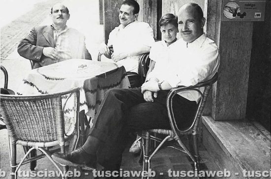 Viterbo - Come eravamo 1961 - Bar Putiferio in via Marconi