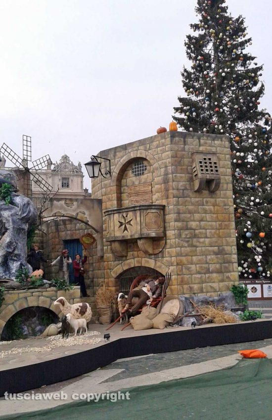 Roma - Città del Vaticano - Il presepe di piazza San Pietro