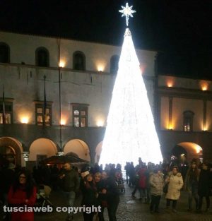 Viterbo senza auto - Centro storico - Piazza del Comune