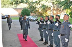 Viterbo - Guardia di finanza - Il generale di divisione Bruno Buratti in visita