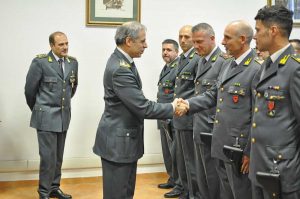 Viterbo - Guardia di finanza - Il generale di divisione Bruno Buratti in visita