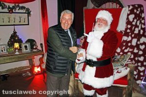 Viterbo - Caffeina Christmas Village - Michelini con Babbo Natale